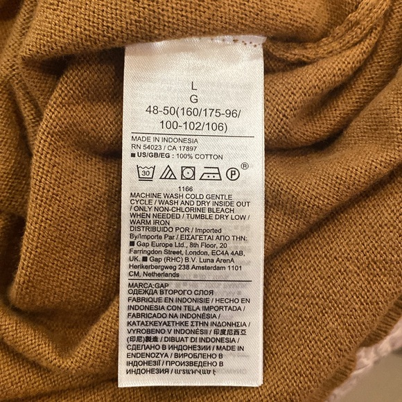 Gap, camel color, turtleneck sweater, size large - Picture 3 of 4